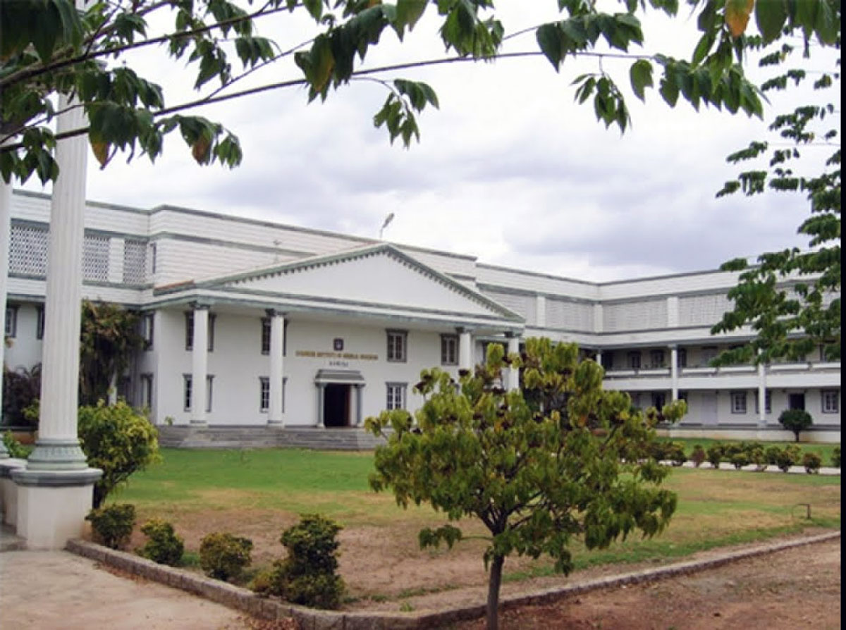 Kamineni Institute of Medical Sciences, Narketpally