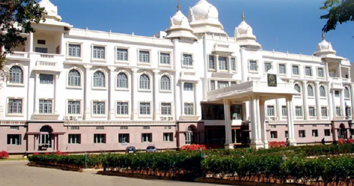 Sri Devaraj URS Medical College, Kolar